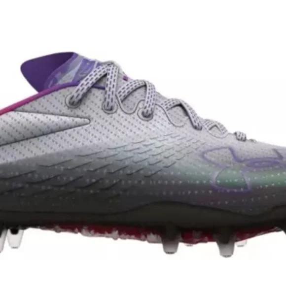 Women Under ArmourBlur Smoke MC Football Cleats brand new